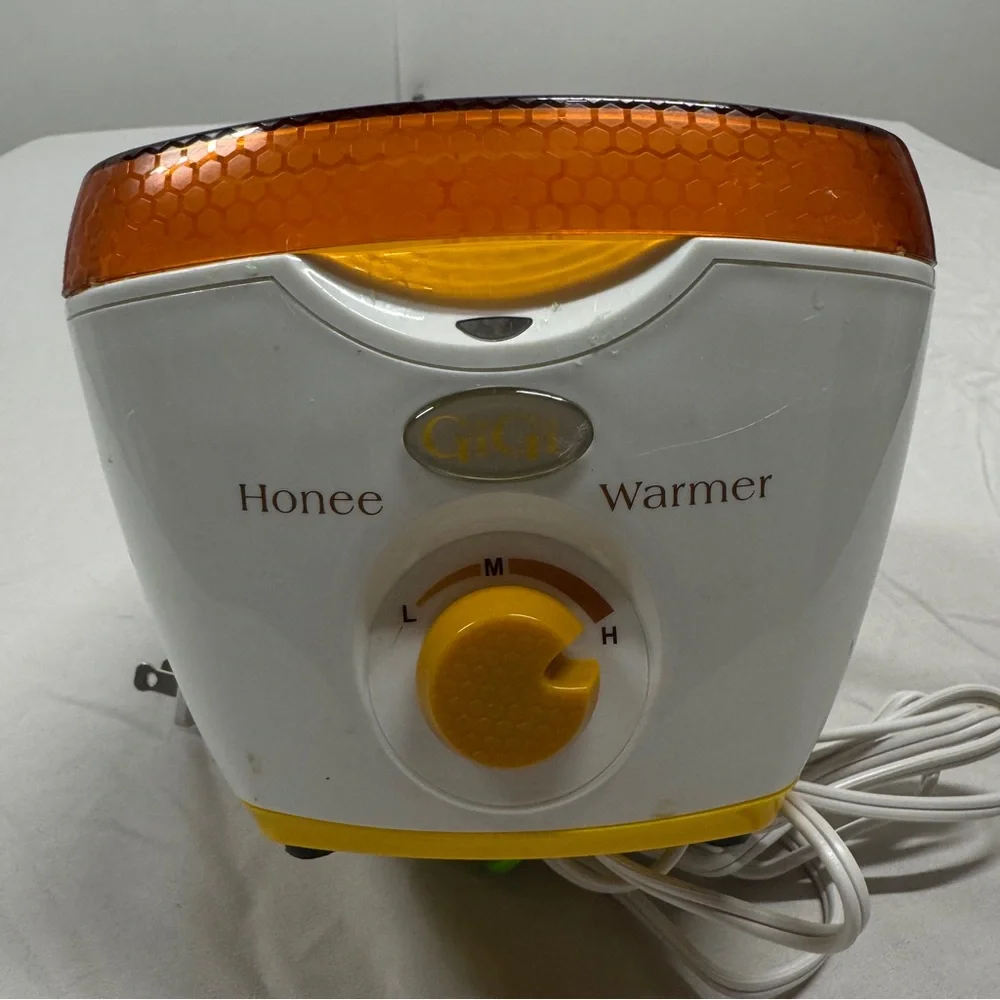 GiGi Honee Warmer Durable Professional Wax Warmer - Picture 2 of 10